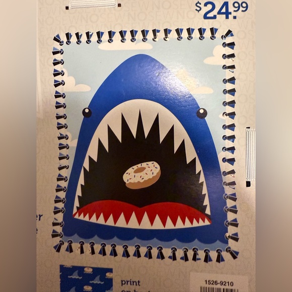 NTW No Sew Shark Fleece Tie Blanket - Picture 4 of 4